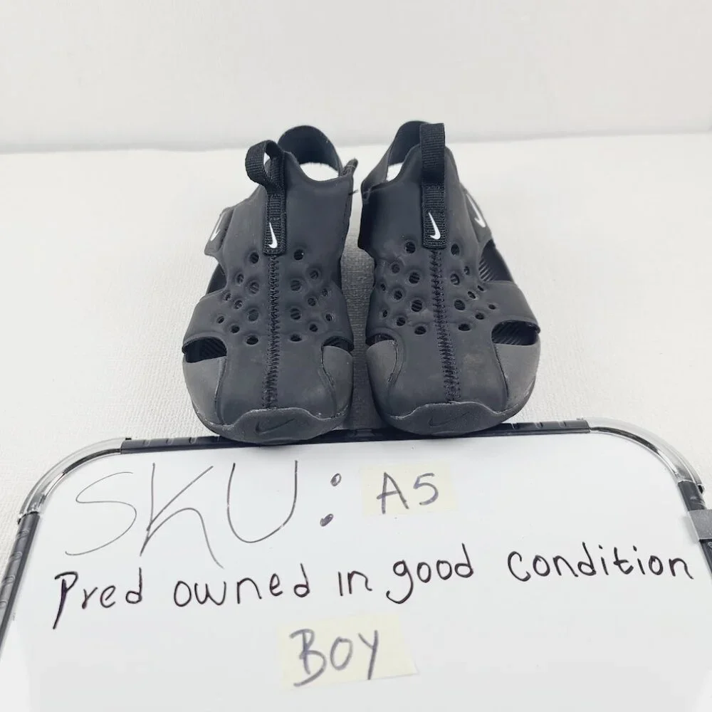 Nike Younger Boy's Black White Sunray Protect 2 Sport Sandals Size 11C